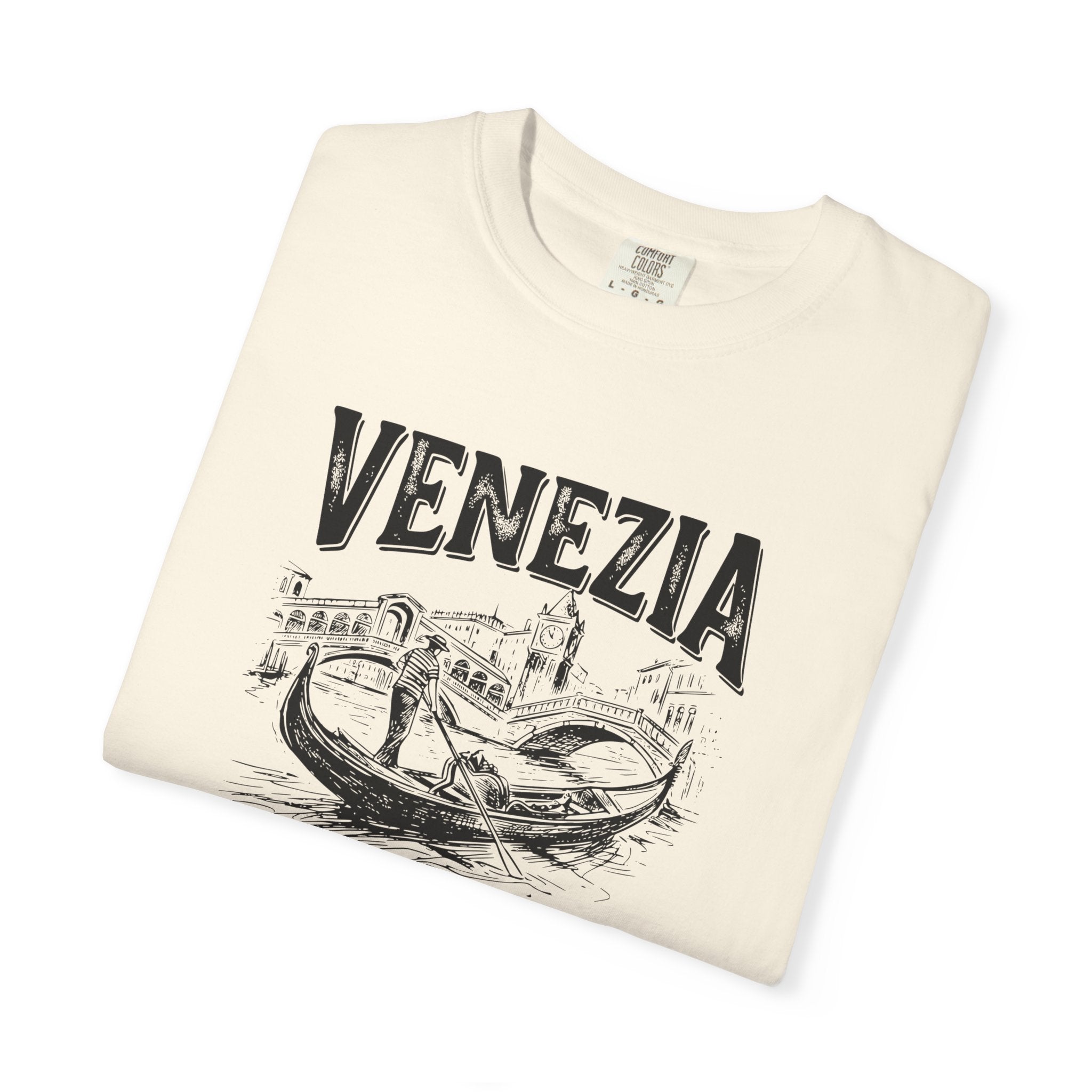 Love in Venice tee