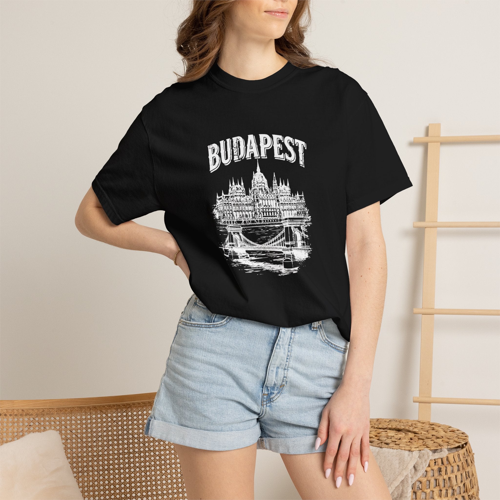 Budapest tee
