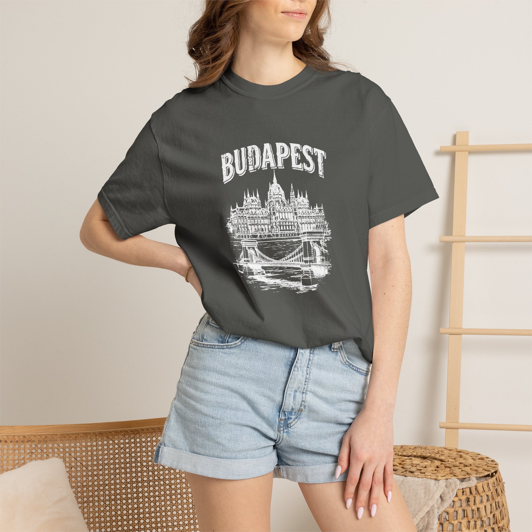Budapest tee