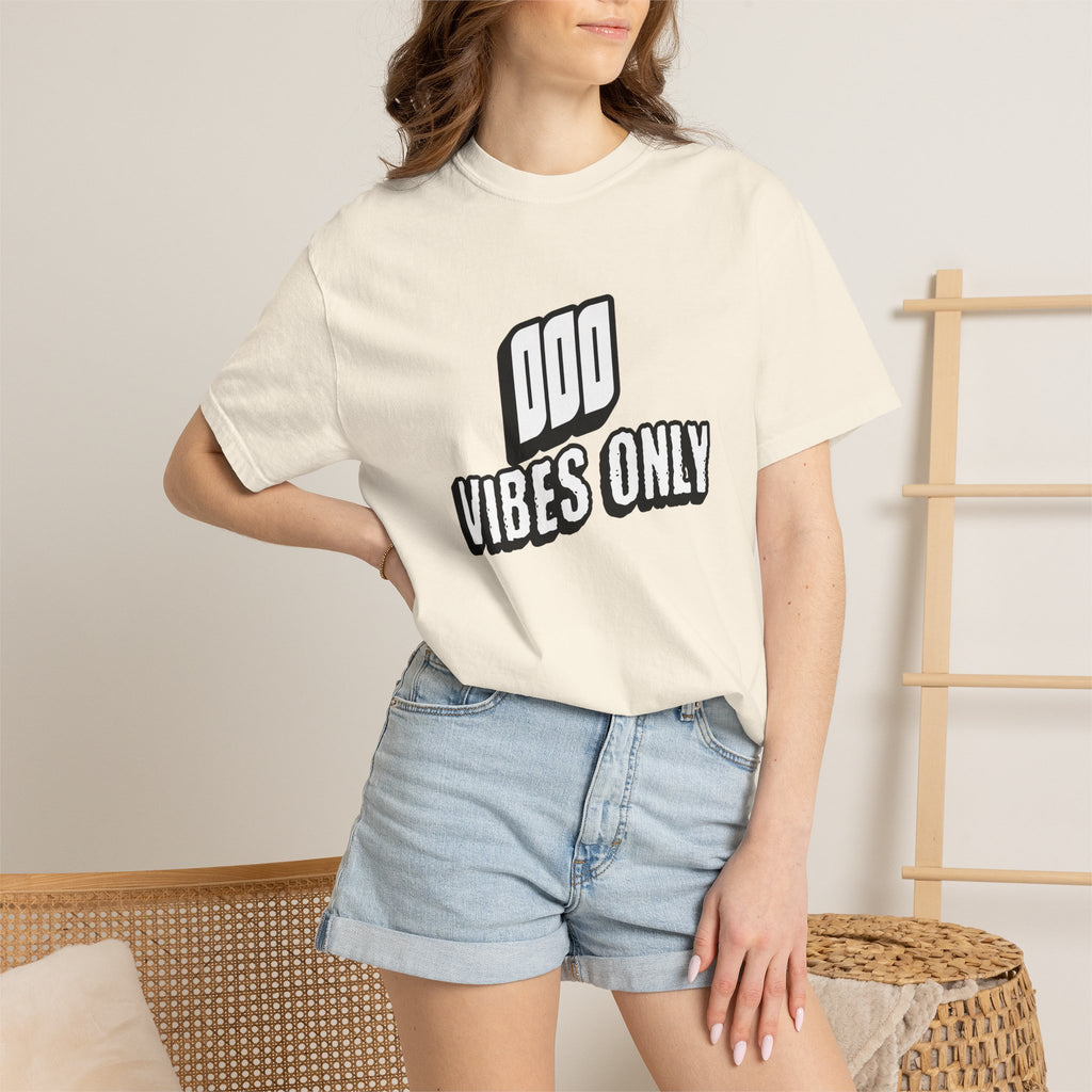 OOO Vibes Only teee