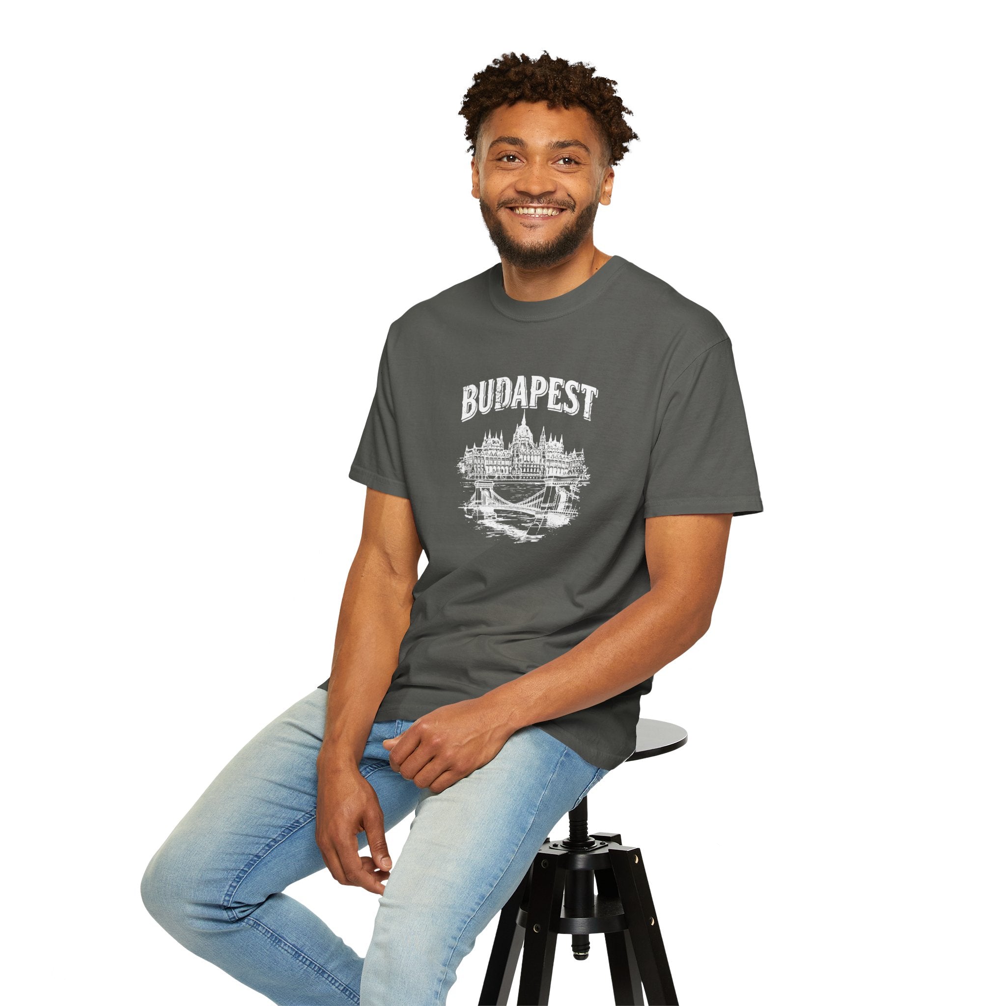Budapest tee