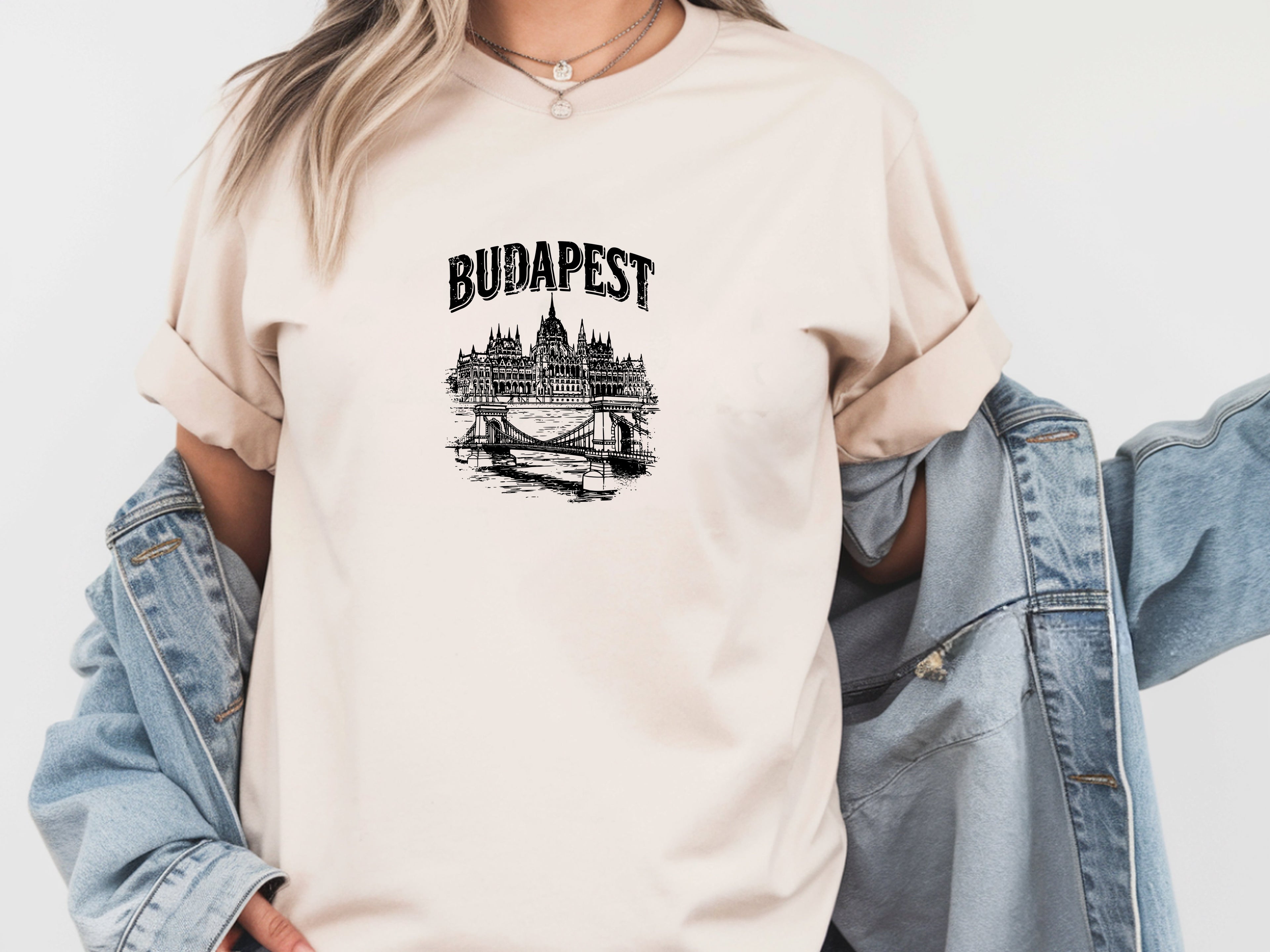 Budapest tee