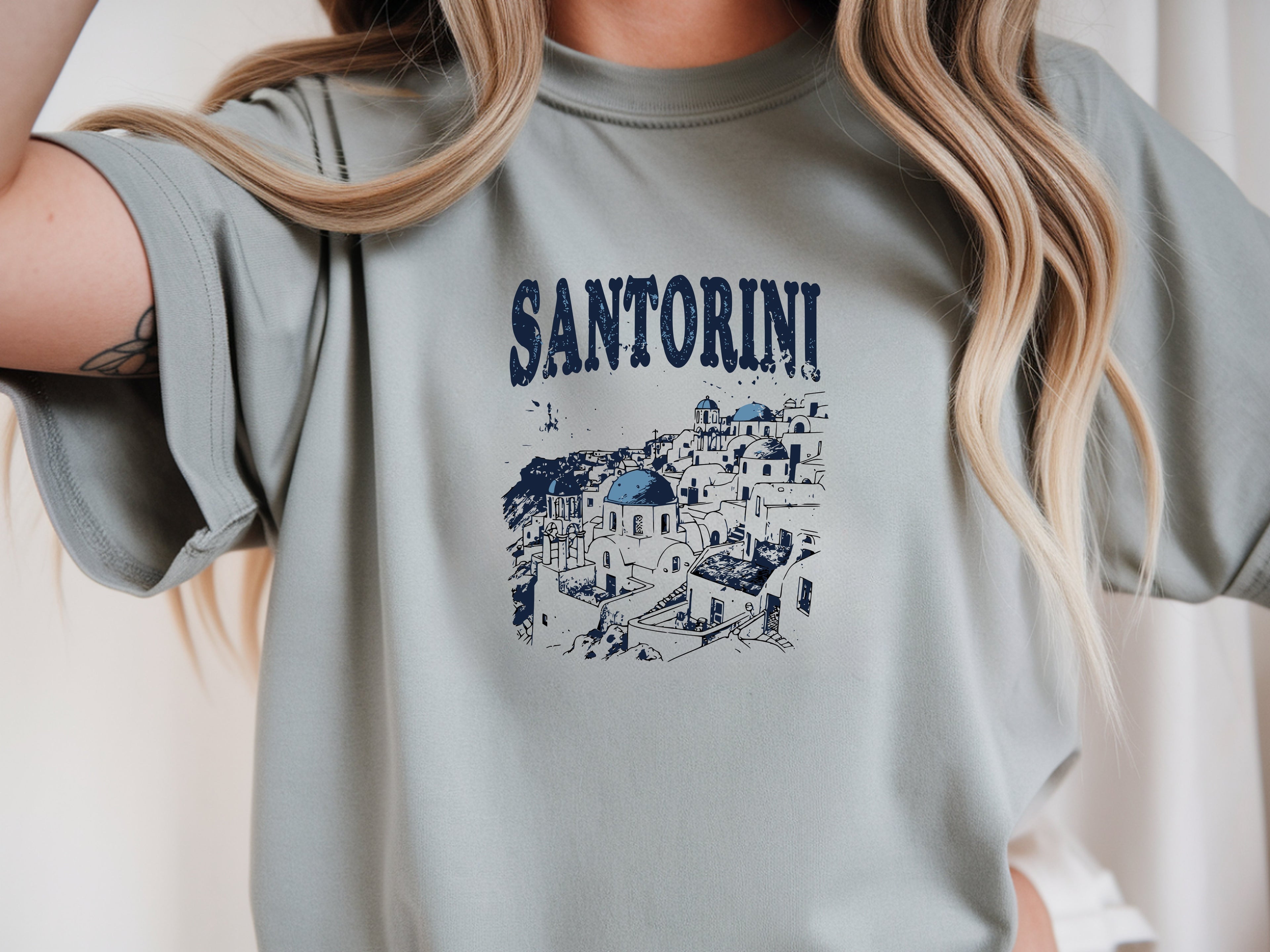Santorini tee