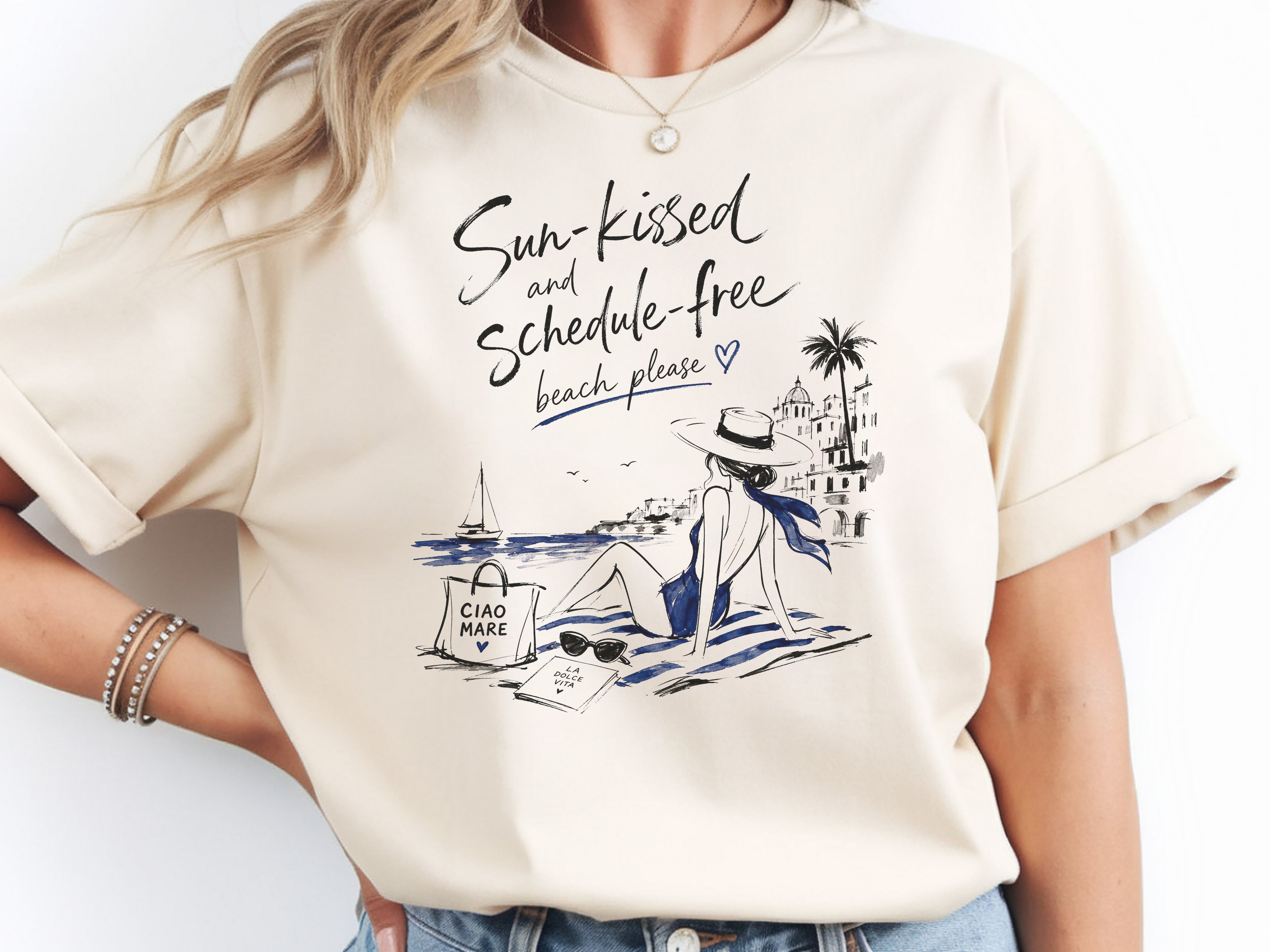 Resort Wear for High-end Coastal Summer Vacations