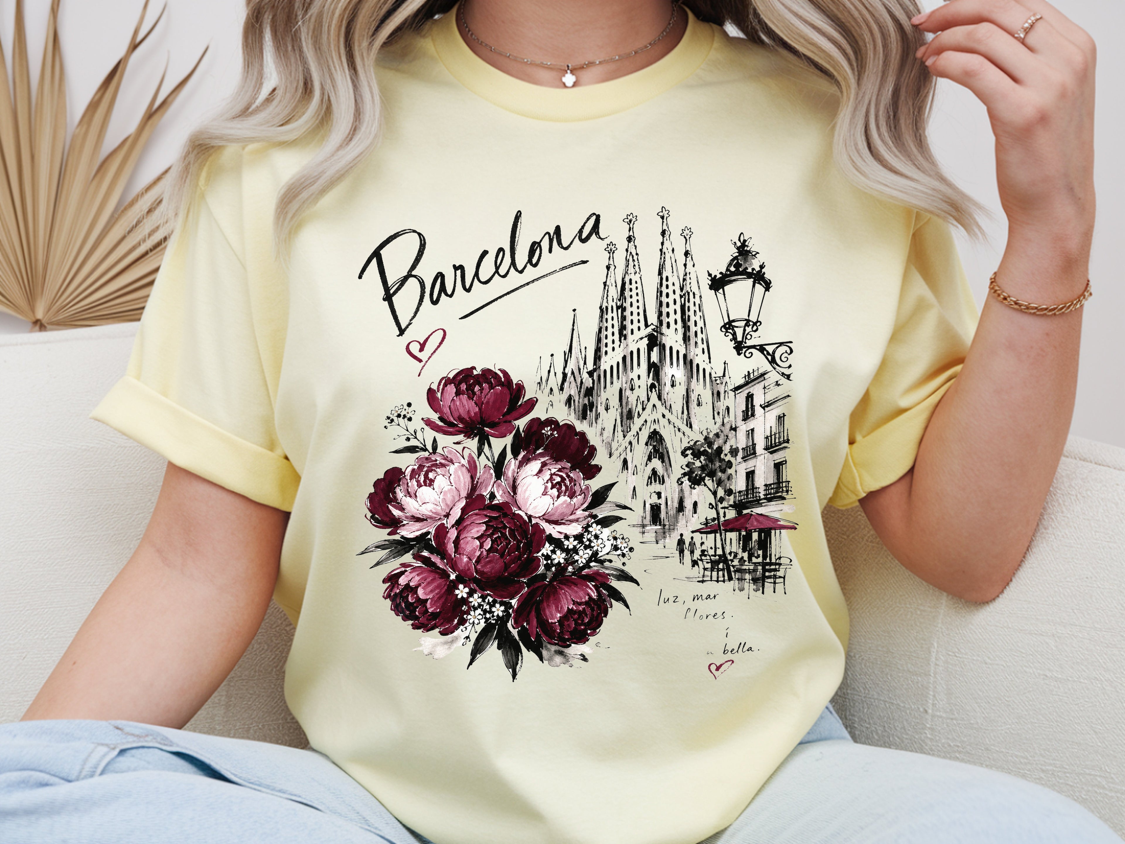 Spain Barcelona Sagrada Familia Floral Tee