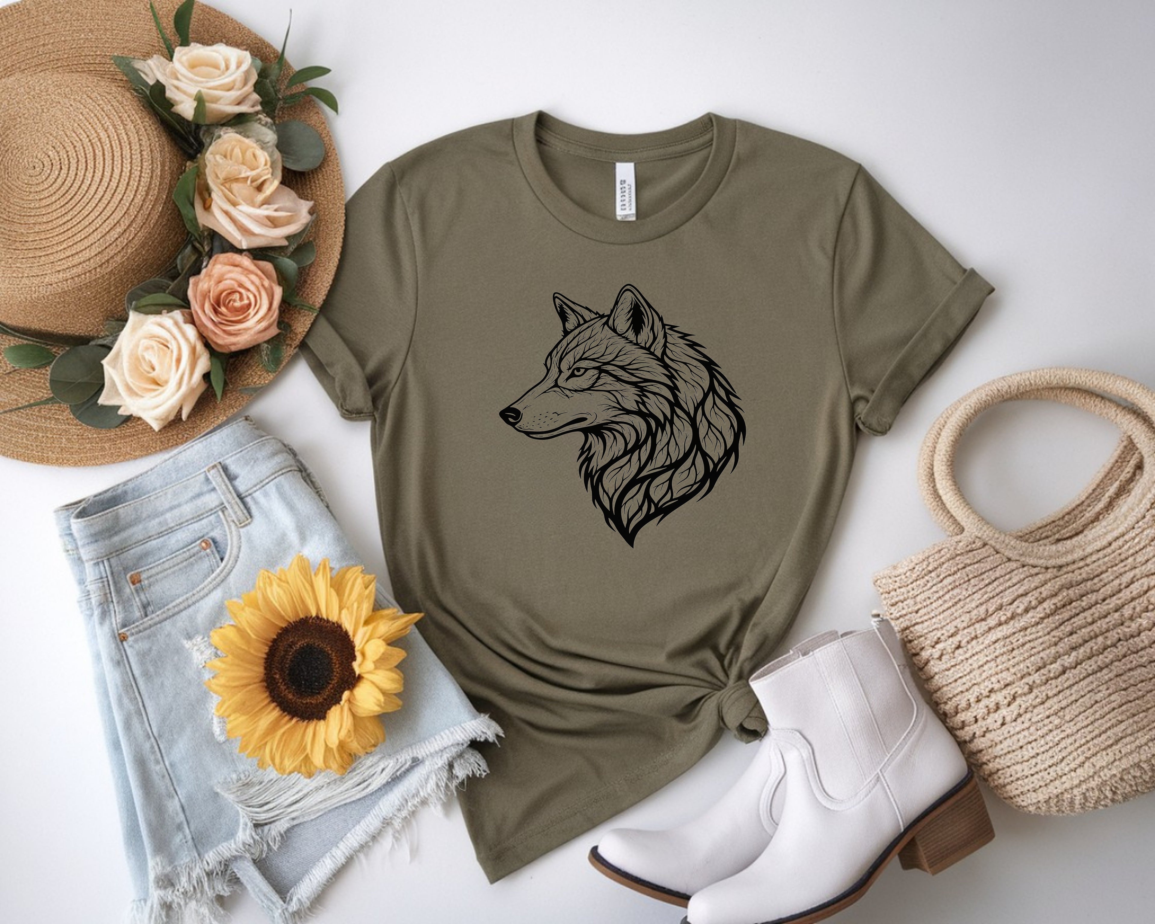 Wildlife Majestic Wolf Apparel