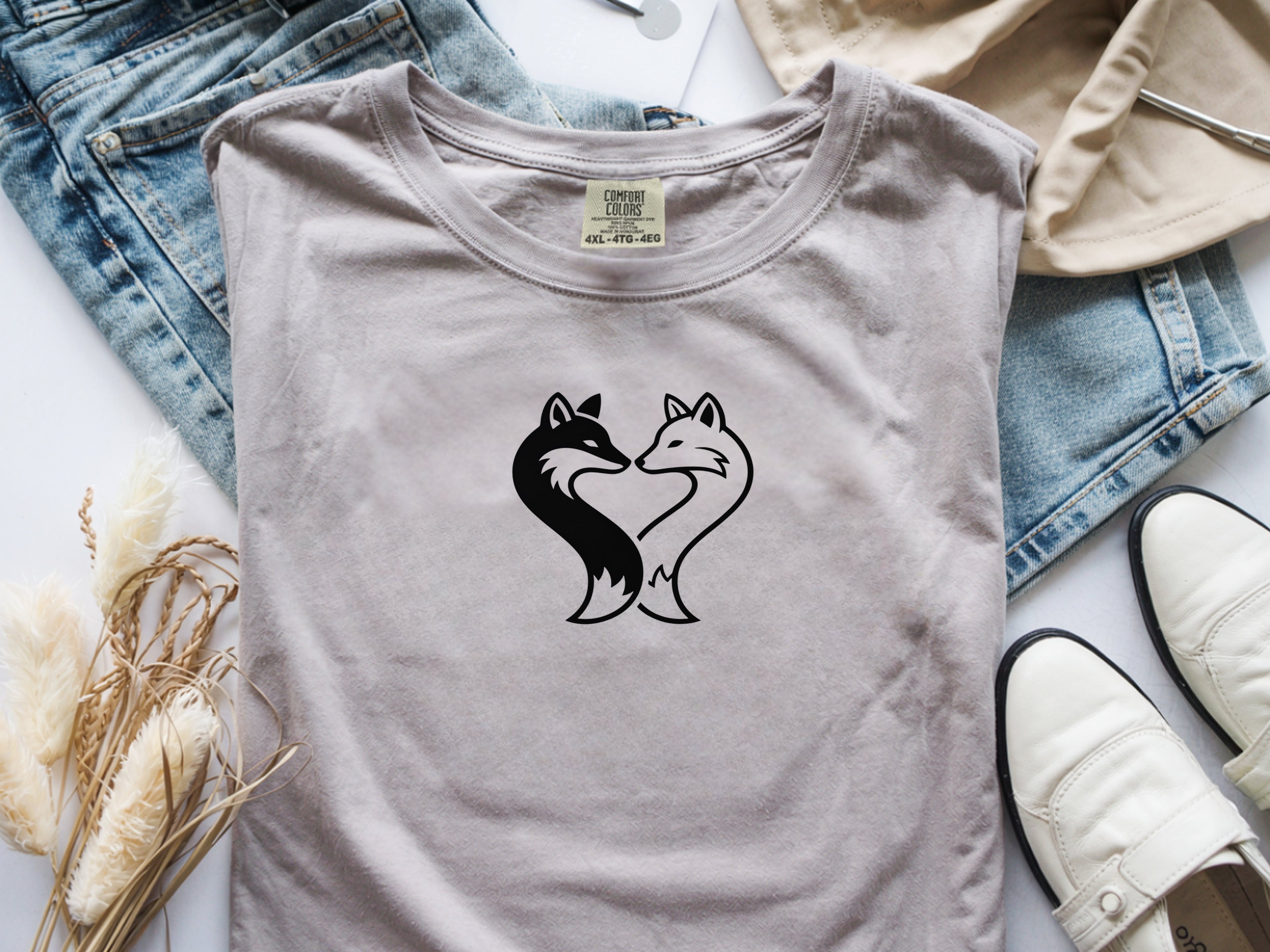 Minimalist Fox Animal Shirt