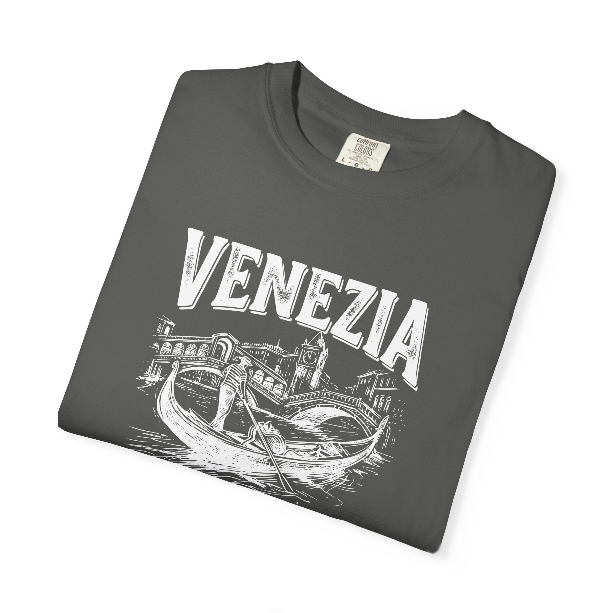 Love in Venice tee